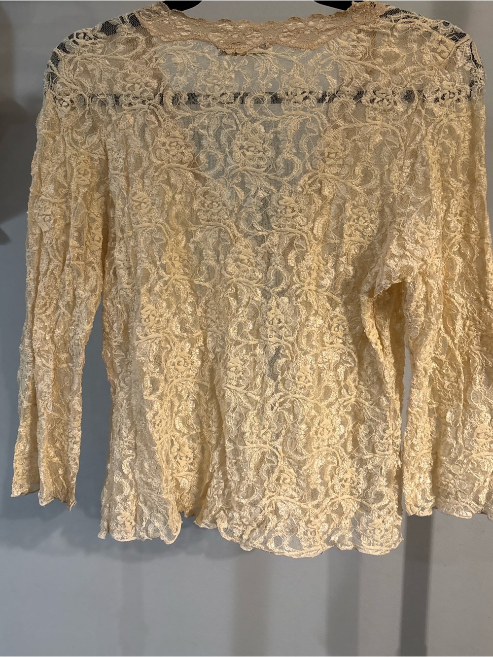 Papillon Blanc Delicate Lace Overlay Cardigan in Light Beige women’s size large - Picture 4 of 9